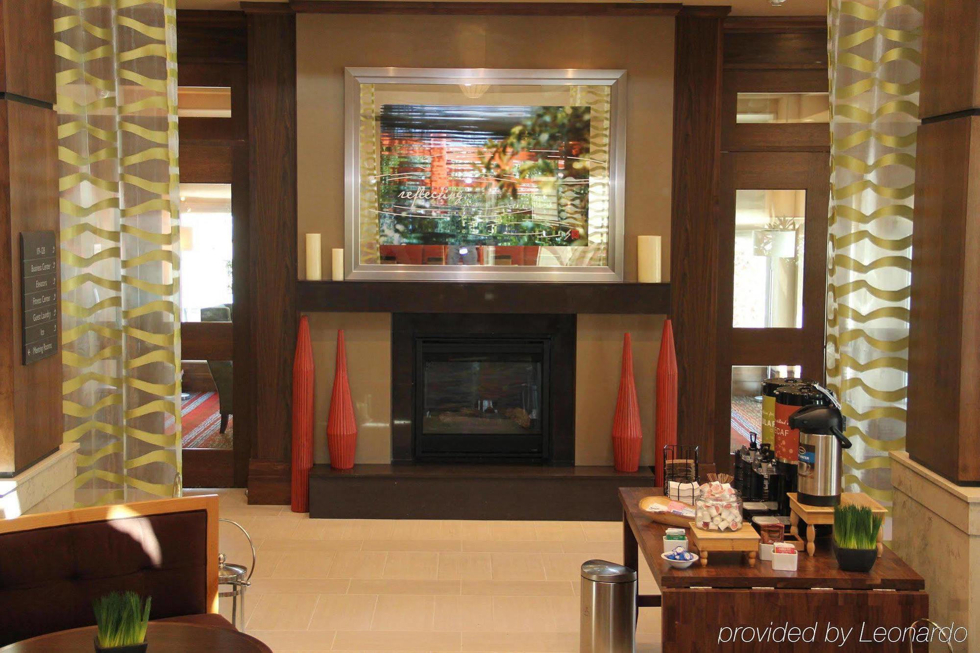 Hilton Garden Inn San Antonio/Rim Pass Drive Экстерьер фото